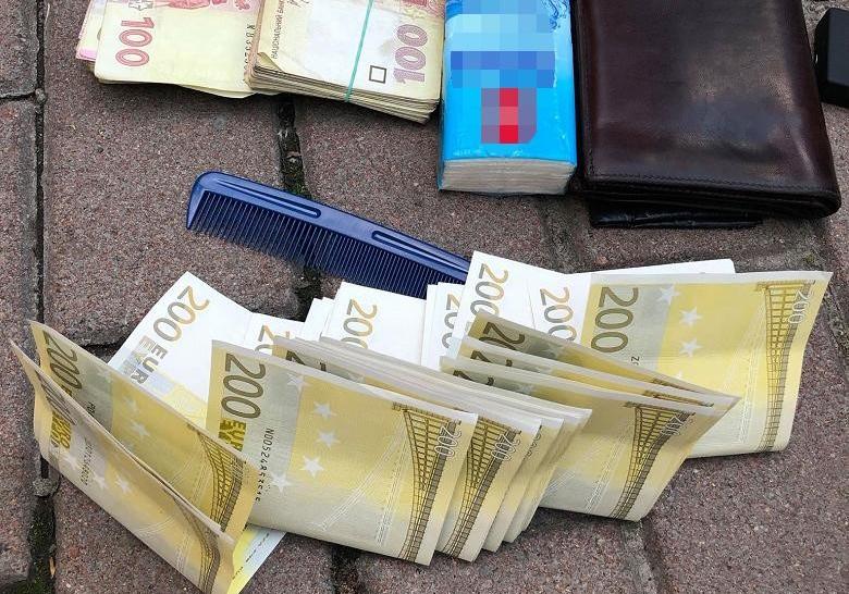 Новость - События - Берегись менял: в Киеве мошенники придумали новую схему обмана с деньгами