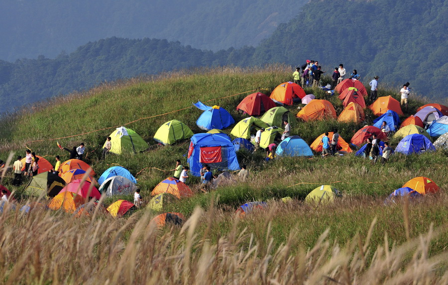 Новость - События - Получи ответ: можно ли жить на набережной в палатках