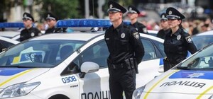 Спецназ с полицейскими взяли штурмом стреляющих: подробности перестрелки в Кирилловке (видео)