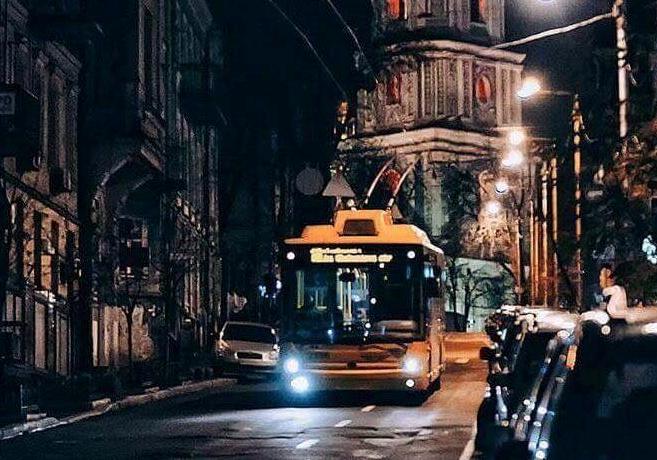 В Киеве ночной троллейбус изменит свой маршрут