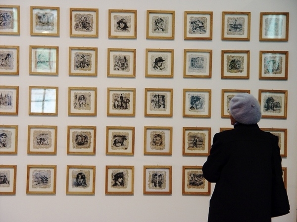В галерее М17 показывают голых царей и и рыцарей джедаев

Фото с сайта m17.com.ua