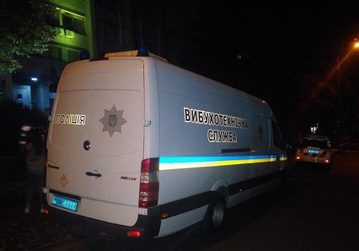 Новость - События - В Киеве неизвестные из гранатомета обстреляли здание: что известно