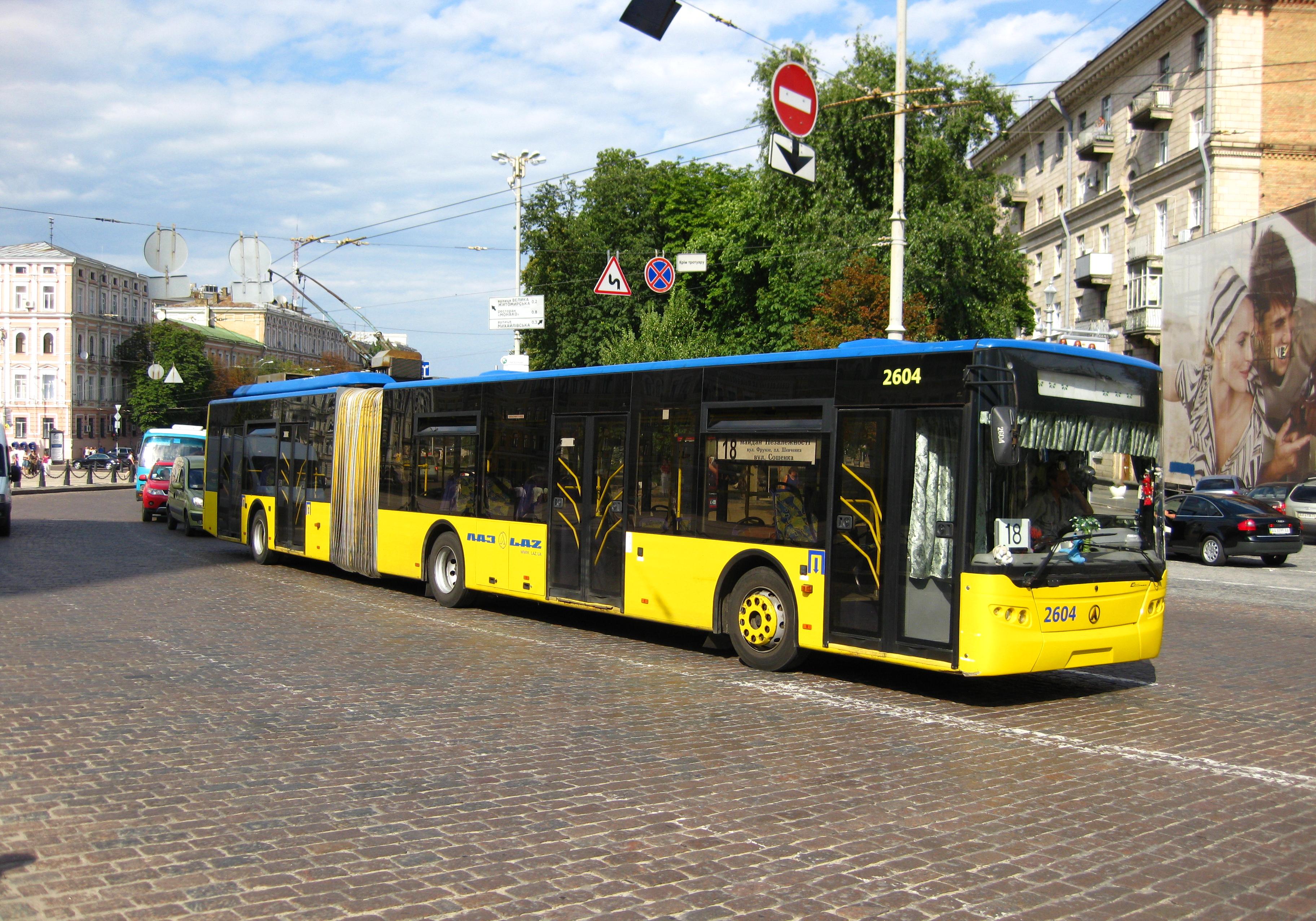 В Киеве из-за ярмарок некоторые автобусы и троллейбусы изменят свои маршруты 