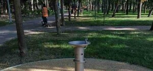 Зацени: в Сырецком парке появился сенсорный питьевой фонтанчик