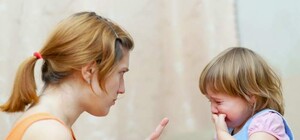 Скандал: в Одессе сняли на видео как воспитательница издевалась над ребенком