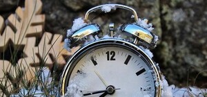 Перевод часов на зимнее время 2019: когда украинцы переведут время