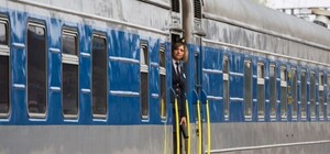 Вместо одеяла бутылка с теплой водой: в каких условиях ездят пассажиры поезда Бердянск-Киев