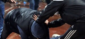 До потери сознания: два симферопольских студента жестоко избили бомжа