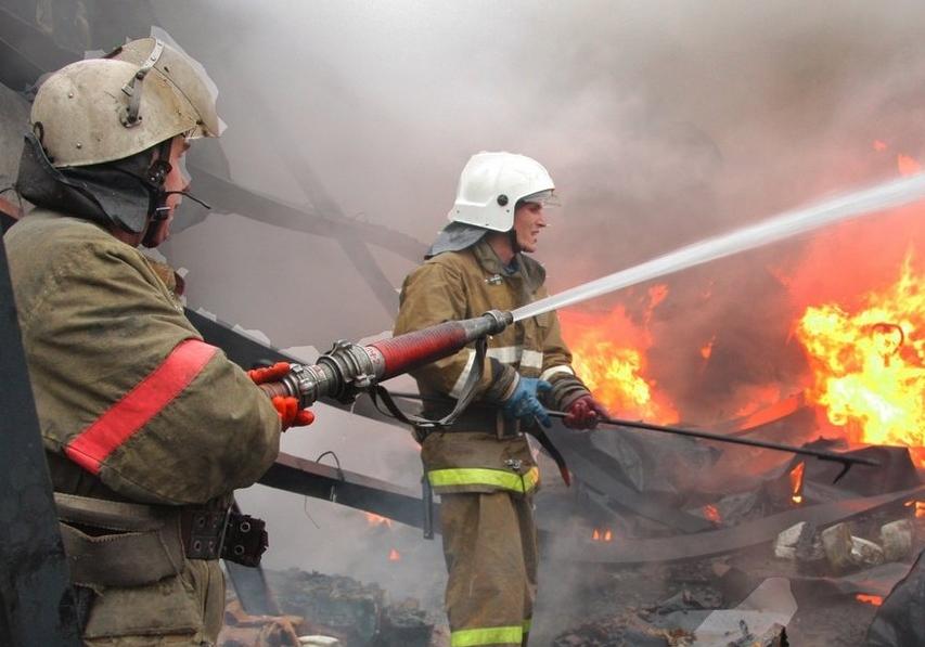 Новость - События - В Киеве неизвестные подожгли детский сад на Оболони: подробности