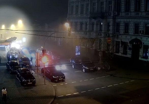 Новость - События - Появилось видео взрыва на улице Пушкинской в Киеве