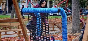 Одесские качели, которые за три дня травмировали троих детей, переставили