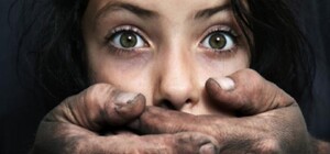 Под Киевом задержали мужчину, который приставал к 7-летней девочке