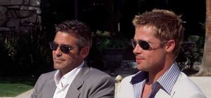 Смотри в оба: на Шулявке по подъездам ходят подозрительные мужчины