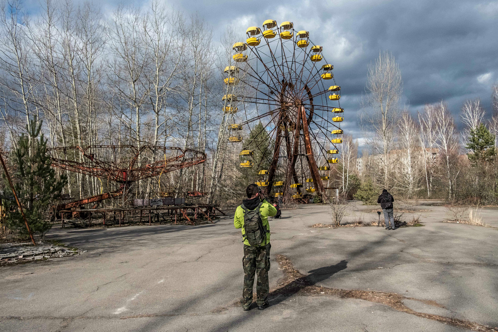 Новость - Досуг и еда - Не пропусти: в столице откроется выставка арт-резиденции Made in Chernobyl