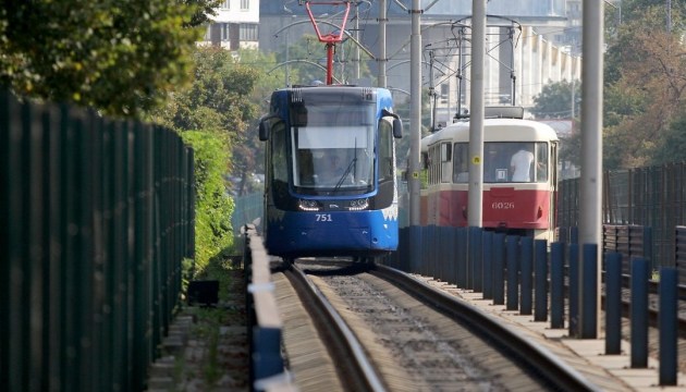 Новость - Транспорт и инфраструктура - Точно притормозишь: на Борщаговке сделают природнятый переход