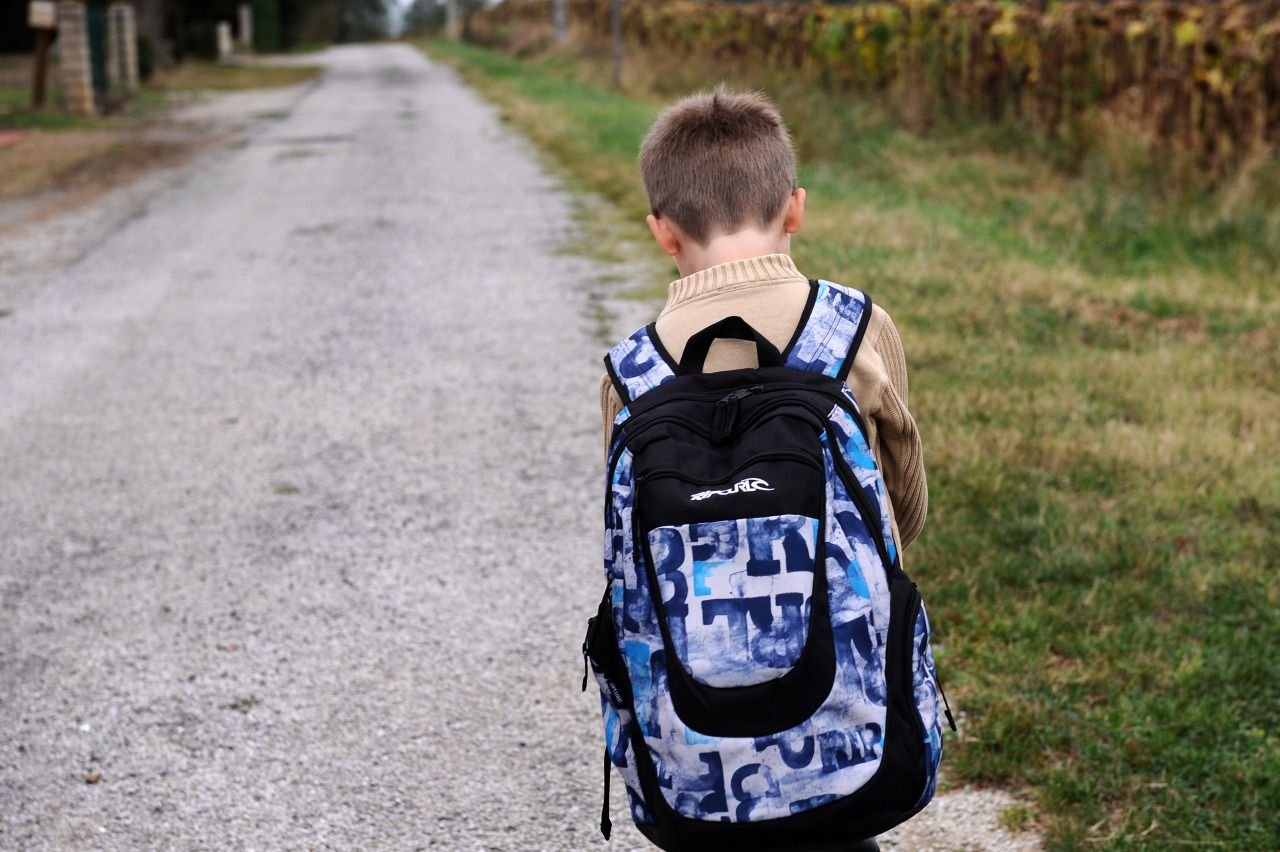 Новость - События - Наругали: в Ирпене малолетний школьник ушел из дома из-за забытого рюкзака