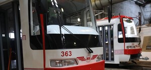 Еще плюс два: на улицы города пустили трамваи, собранные в Запорожье