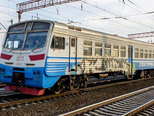 Новость - Транспорт и инфраструктура - Сохрани себе: киевская электричка начала ходить по новому расписанию