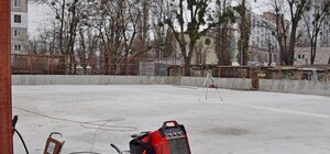 Забьешь шайбу: на Русановке откроют новое хоккейное поле