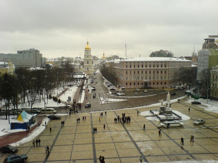 Новость - Транспорт и инфраструктура - Старт новогодних локаций: где в Киеве запрещено ездить и парковаться