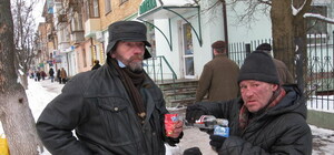 Областные власти обещают одеть и накормить бомжей