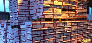 А в коробках GUCCI: какую обувь привозят в Одессу из Китая