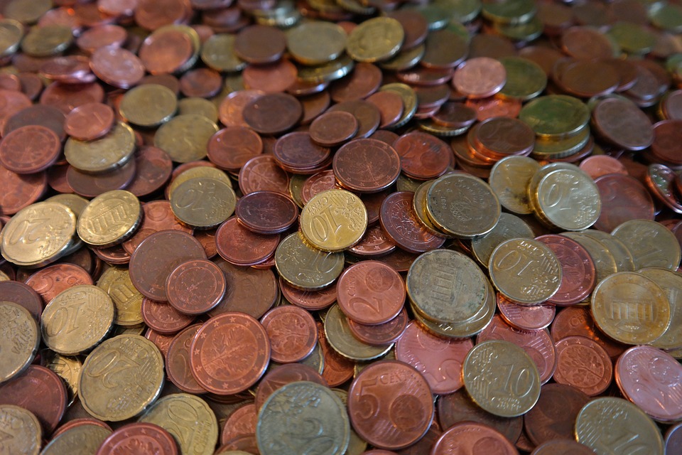 Новость - События - Зацени: НБУ выпустил квадратные монеты