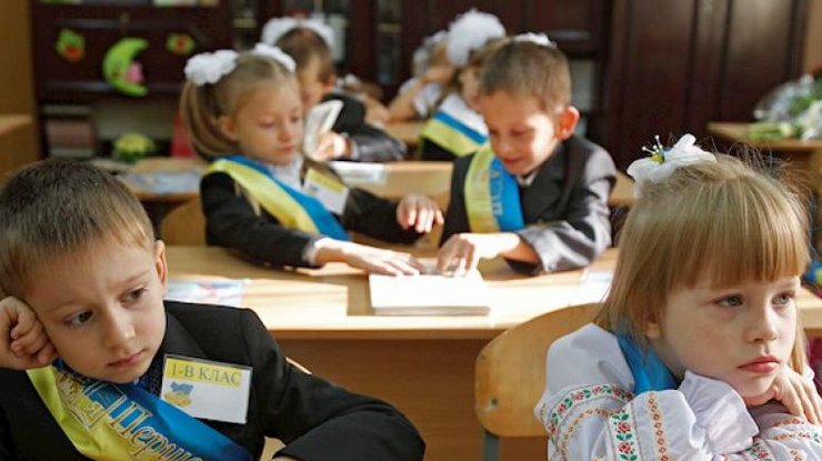 Новость - События - Хранение еды в подсобках и "непитьевая вода": какие условия в школьных столовых Киева