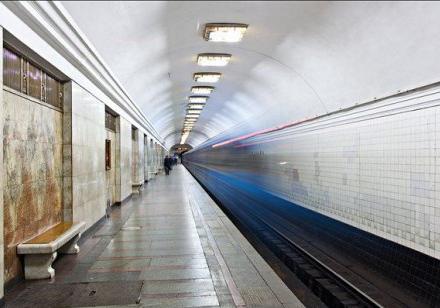 Новость - События - ЧП в киевском метрополитене: почему остановились поезда на красной ветке