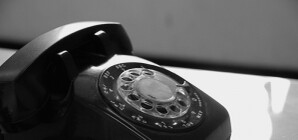 Надоедливый робот  будет «доставать» по телефону всех, кто незаконно расклеивает объявления