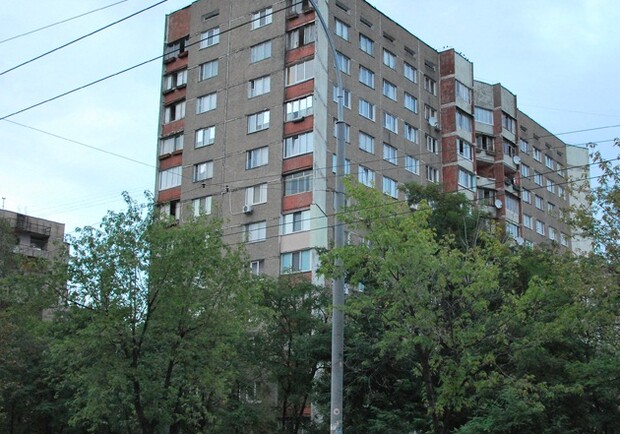 Теперь улица Лайоша Гавро станет улицей Ярослава Стецько.

Фото с сайта www.interesniy.kiev.ua 
