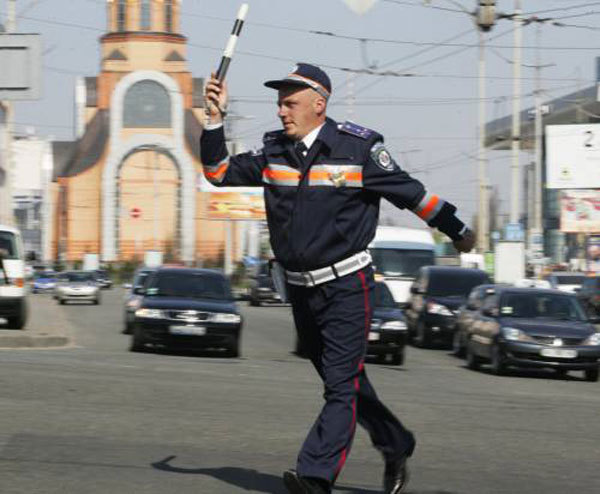 Среда принесла автоинспекторам много проблем и забот.

Фото с сайта ru.tsn.ua