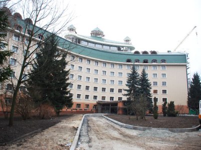 Ремонт элитной клиники обойдется дорого.
Фото с сайта sug.kiev.ua