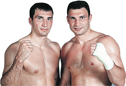Братья Кличко - стали лучшими боксерами года по версии немцев.
Фото с сайта istorii.blox.ua