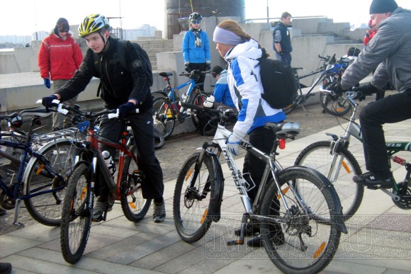 В столице очень много любителей велосипедов.
Фото сайта mr7.ru