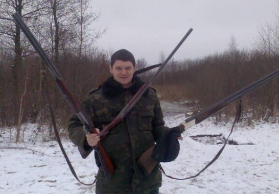 Михалик и с мячом, и с ружьем неплохо смотрится. Фото с сайта www.dynamo.kiev.ua 
