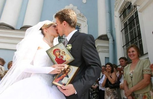 Венчаться в церкви станет накладнее с февраля.
Фото с сайта dsproff.ru