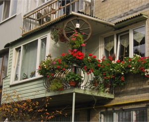 Киевские балконы должны будут выглядеть примерно так. Фото Ксении Гончаровой.