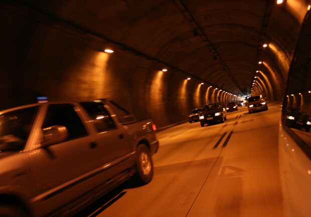 Туннель будет предназначен только для легкового транспорта. Фото с сайта sxc.hu.