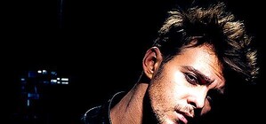 Романтика по-звездному: Гросу катается на санках, а Макс Барских поджигает соседей