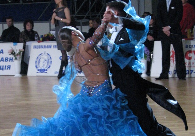 Для них танцы - это жизнь. Международный турнир балльников в самом разгаре. Спешите увидеть! Фото Ольги Кромченко.