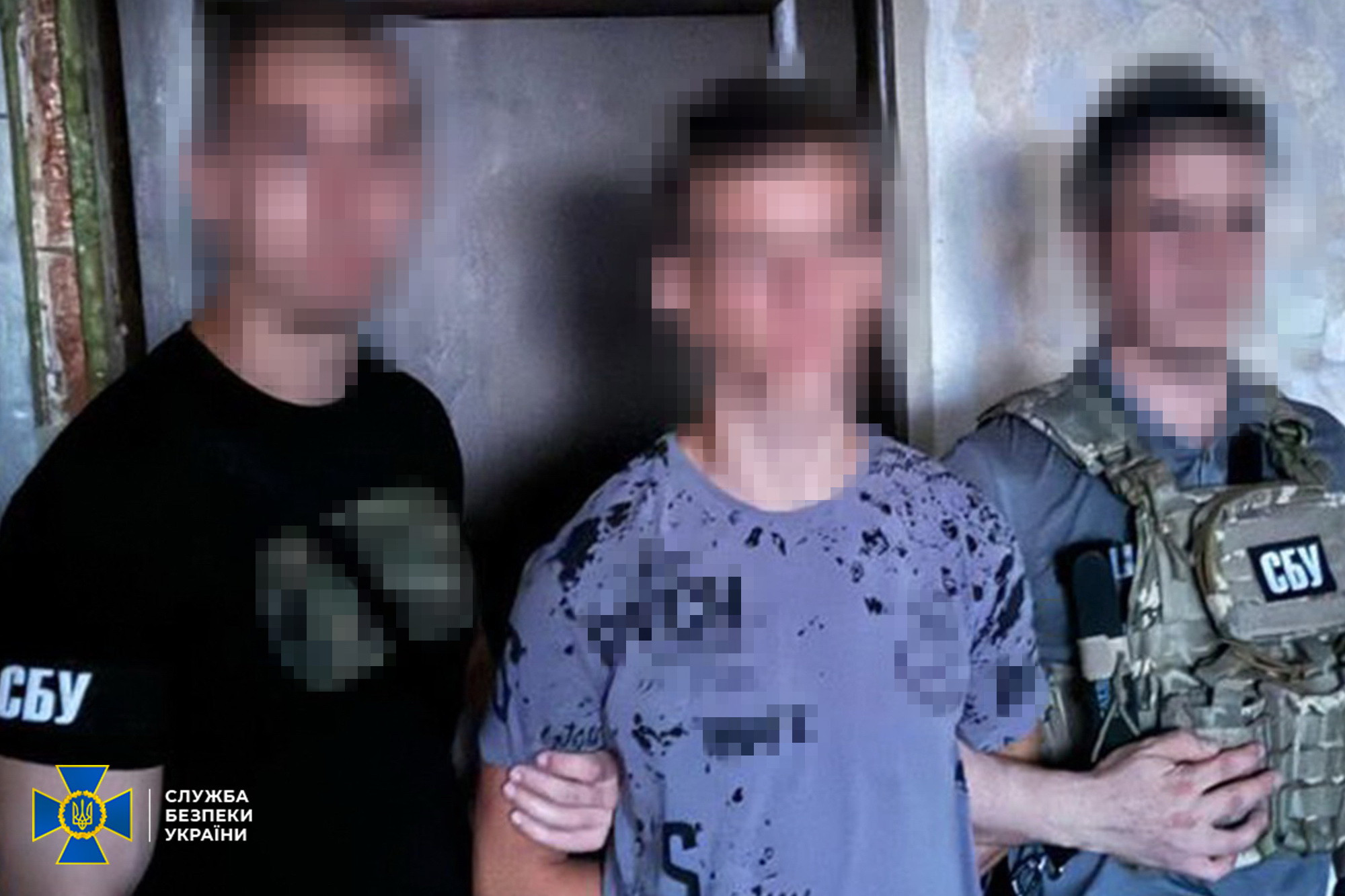 В Киеве задержали 17-летнего и 22-летнего диверсантов, которые готовили поджоги на объектах Укрзализныци -