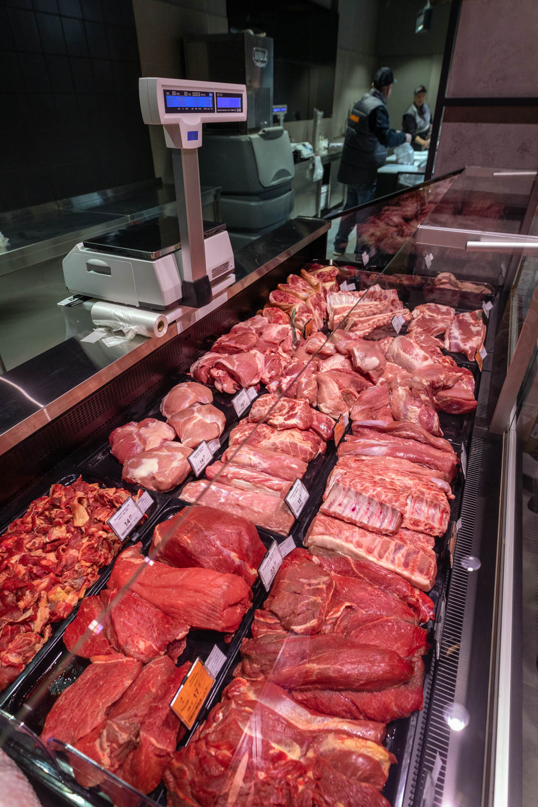 Вибір м'яса в VARUS