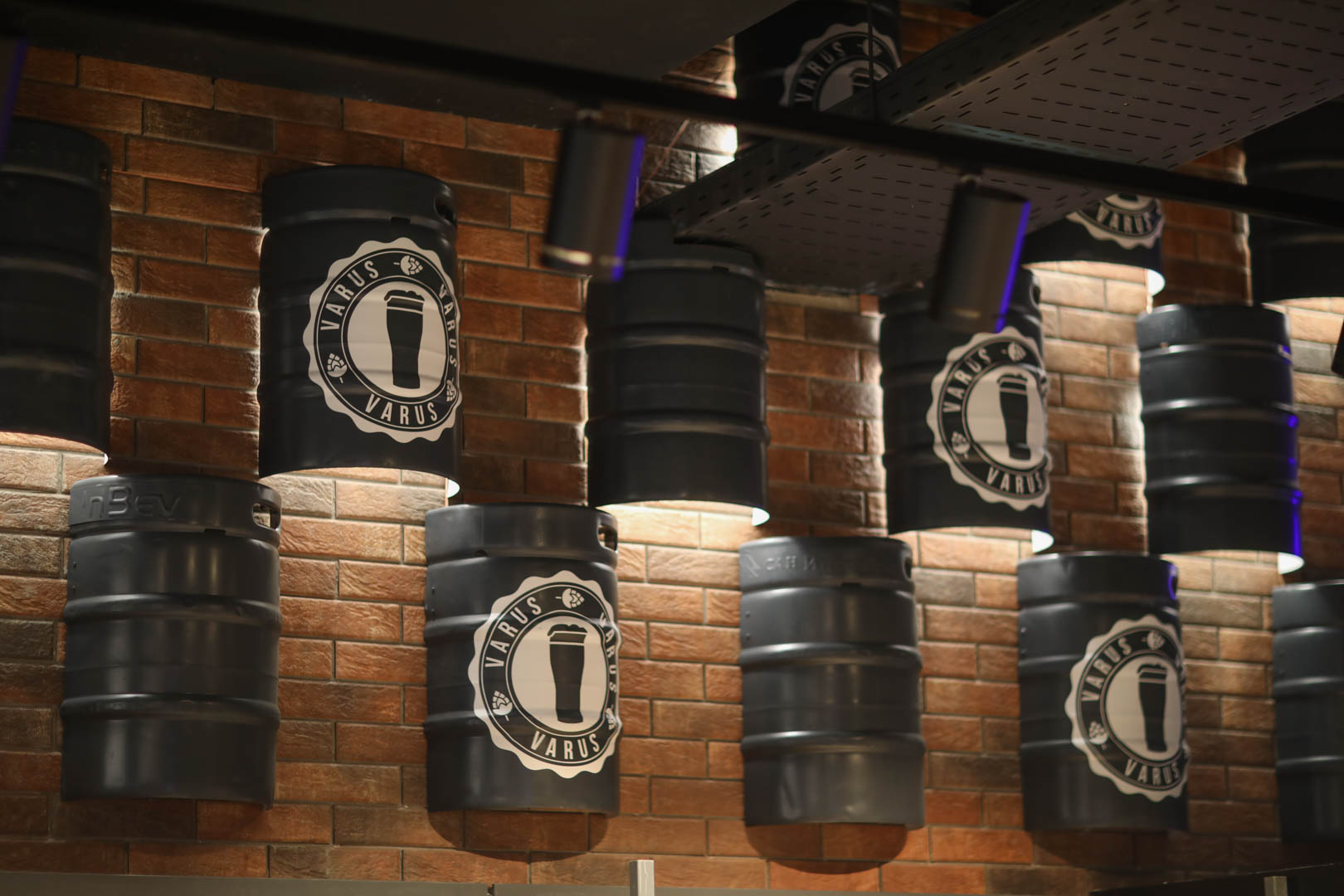 У VARUS стильний інтер'єр