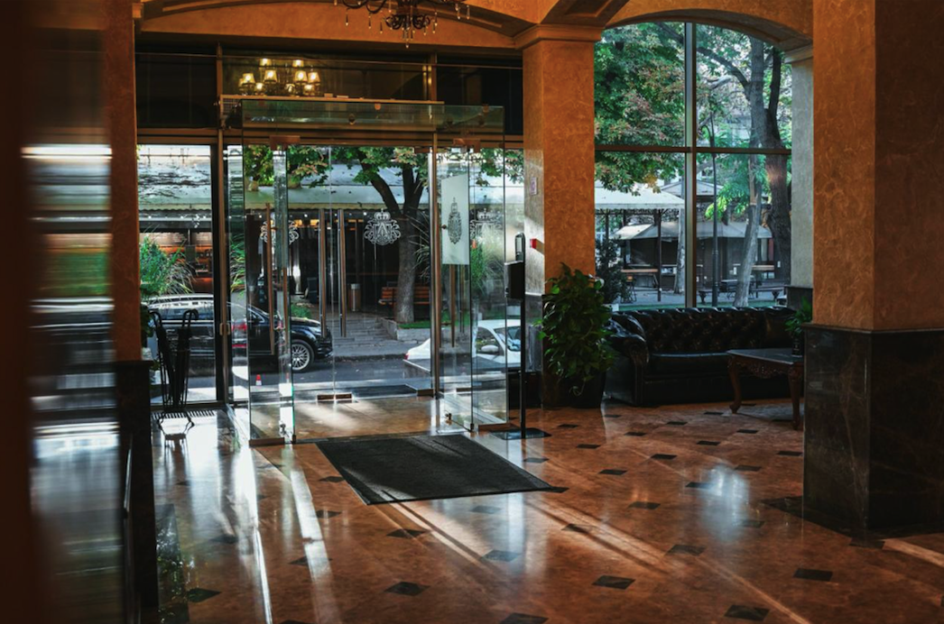 Новорічна ніч 2024 в найкращих готелях Одеси: M1 Club Hotel, IL Decameron Luxury Design Hotel, Alexandrovsky Hotel фото 7 6