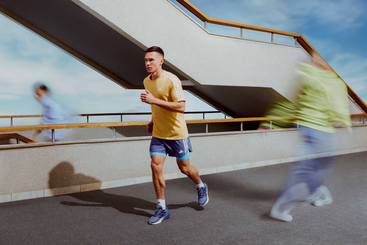 ADIDAS запускає лінійку кросівок SUPERNOVA, створену для максимального комфорту бігунів фото 4 3