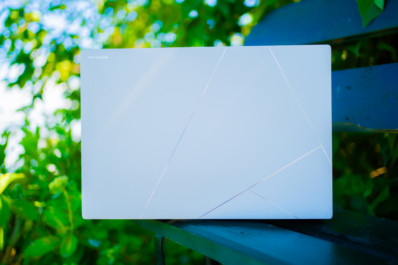 ASUS Zenbook S 16 ‒ ультрапортативний 16-дюймовий ноутбук зі штучним інтелектом фото 2 1