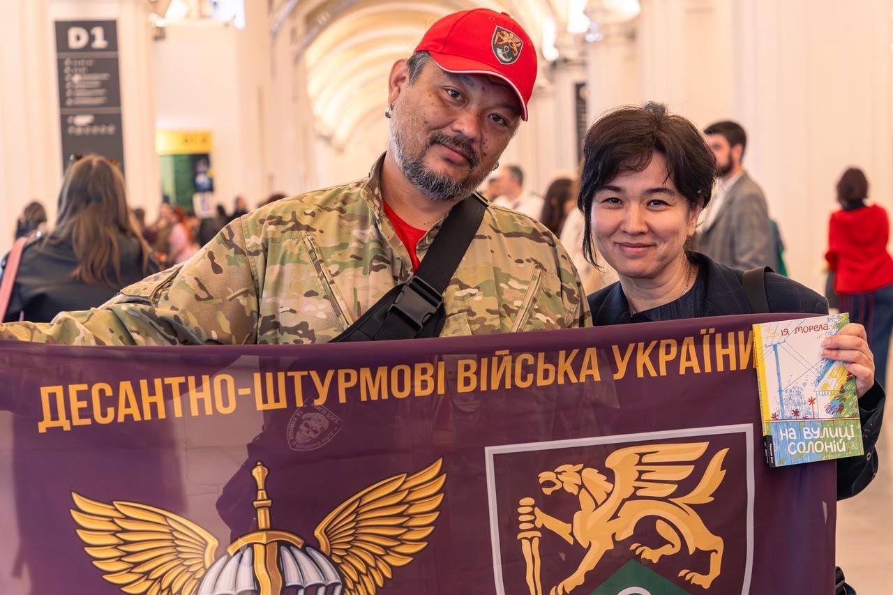 Книга-пауербанк, коли зовсім немає сил фото 2 1