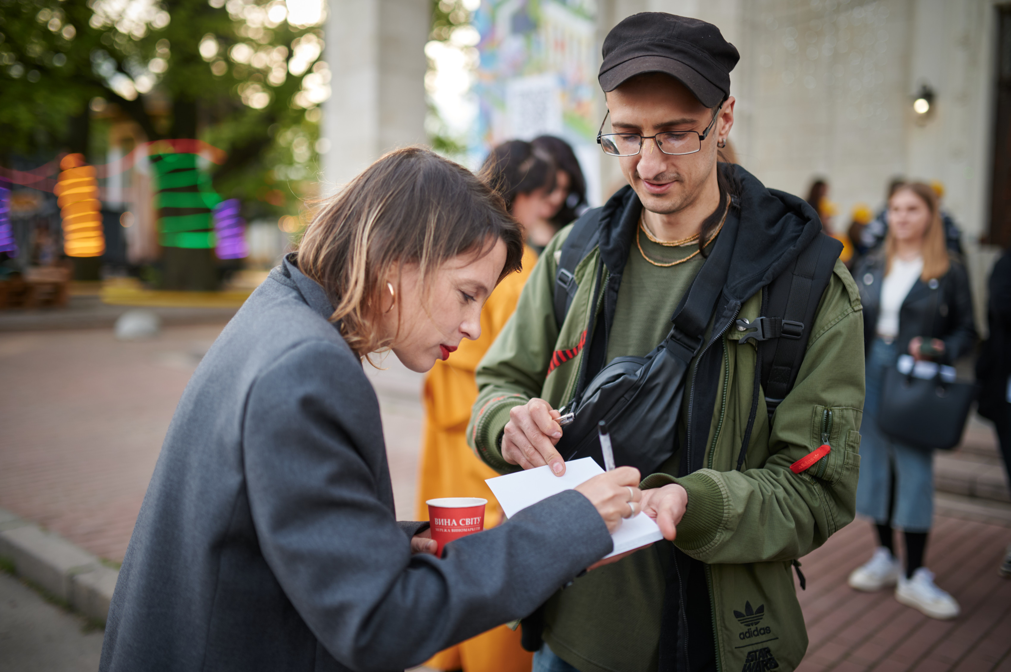 Игры с писателями на фестивале