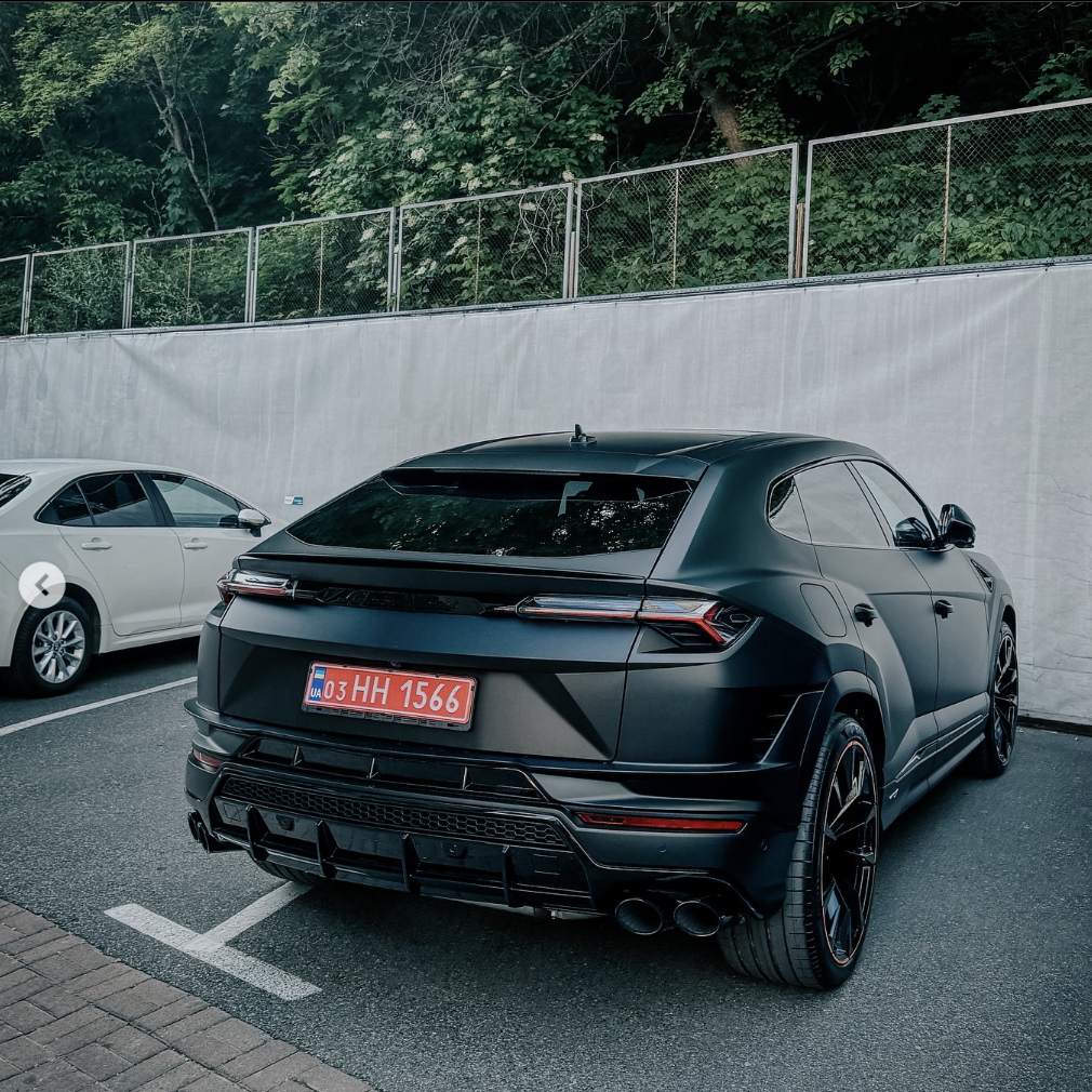 В Киеве заметили новый Lamborghini Urus S.